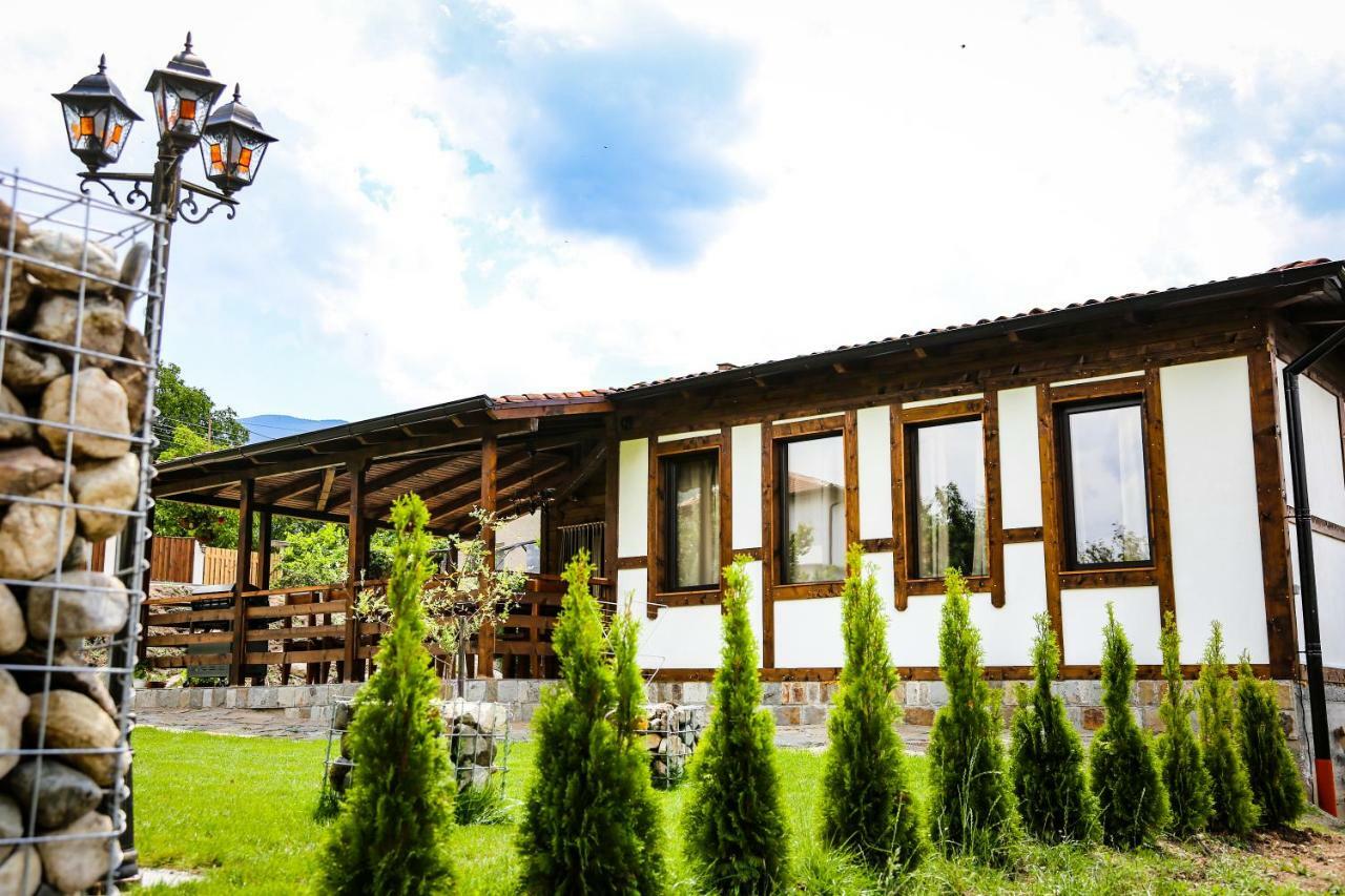 Villa Kashtata Resilovo المظهر الخارجي الصورة